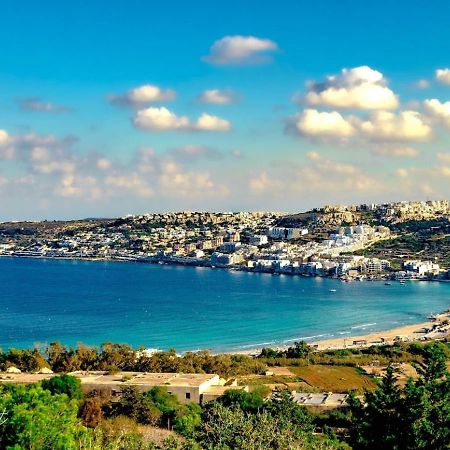 9Ten11 Seafront By Homely Mellieħa Esterno foto